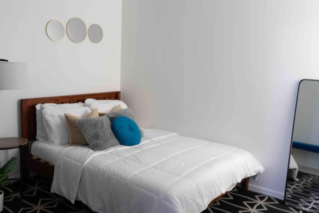 Newly Renovated Condo 5 Min From Airport Miami Exterior foto